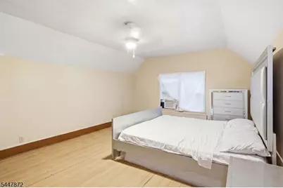 149 N Essex Ave, Orange, NJ 07050 - Photo 22