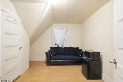 149 N Essex Ave, Orange, NJ 07050 - Photo 24