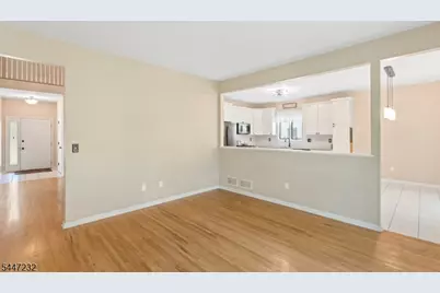 5 Clark Ct, Bridgewater, NJ 08807 - Photo 10