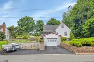 20 Koclas Dr, Netcong, NJ 07857 - Photo 2