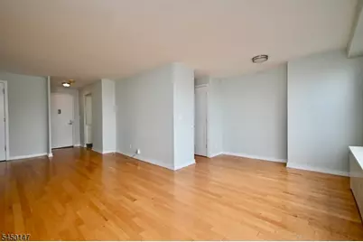500 Central Ave #516, Union City, NJ 07087 - Photo 4