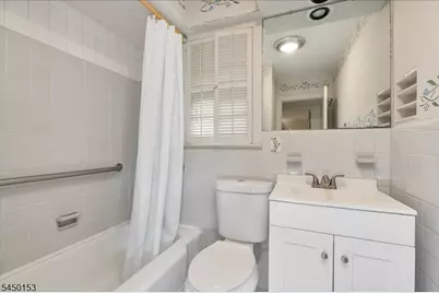 155 Basking Ridge Rd, Long Hill Township, NJ 07946 - Photo 20