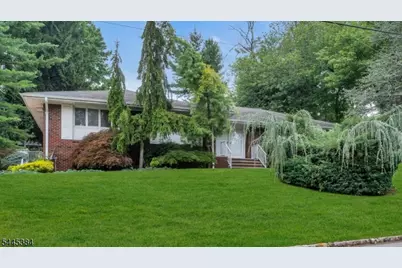 7 Oak Rdg, Springfield Twp., NJ 07081 - Photo 2
