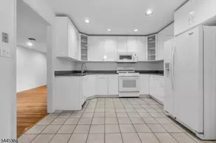 7 Oak Ridge, Springfield Twp., NJ 07081 - Photo 16
