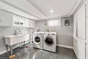 519 Livingston Rd, Linden, NJ 07036 - Photo 22