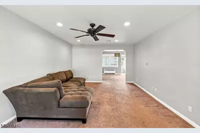 519 Livingston Rd, Linden, NJ 07036 - Photo 4
