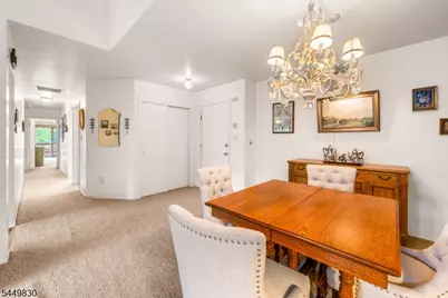 154 Drake Ln, Roxbury Township, NJ 07852 - Photo 6