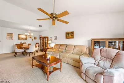 154 Drake Ln, Roxbury Township, NJ 07852 - Photo 4