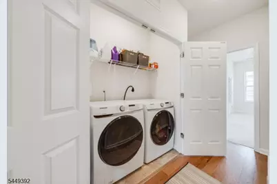 13 Braeburn Ct, Livingston, NJ 07039 - Photo 28