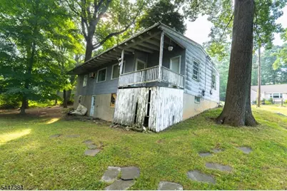 24 Underrock Rd, Sparta Township, NJ 07871 - Photo 12
