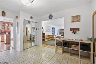 3 Winterberry Cir, Piscataway Township, NJ 08854 - Photo 4