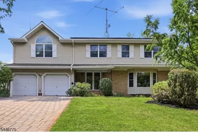3 Winterberry Cir, Piscataway Township, NJ 08854 - Photo 2