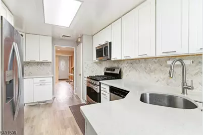26 Cornell St, West Orange Township, NJ 07052 - Photo 6