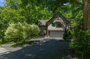 1150 Lakeside Dr, Vernon, NJ 07422 - Photo 4