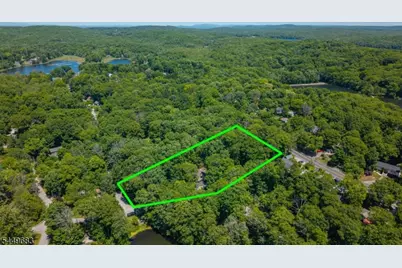 1150 Lakeside Dr, Vernon, NJ 07422 - Photo 36