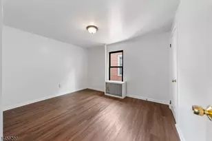 485 Cary St, Orange, NJ 07050 - Photo 16