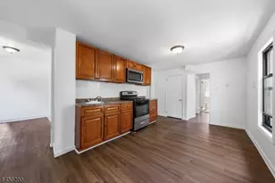485 Cary St, Orange, NJ 07050 - Photo 6