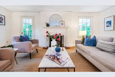 9 Hamilton Ter, Montclair, NJ 07043 - Photo 4