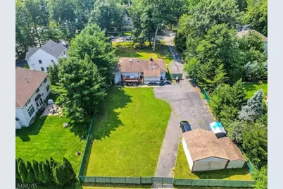 419 Ratzer Rd, Wayne, NJ 07470 - Photo 8