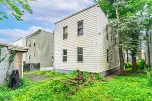 164-166 Vermont Ave, Newark, NJ 07106 - Photo 14