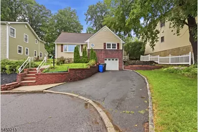 37 Forest Ave, Nutley, NJ 07110 - Photo 2