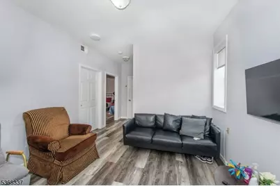 47 Washington Ave, Nutley, NJ 07110 - Photo 12