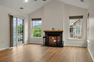 127 Chariot Ct, Piscataway Township, NJ 08854 - Photo 6