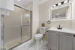 127 Chariot Ct, Piscataway Township, NJ 08854 - Photo 20