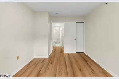 127 Chariot Ct, Piscataway Township, NJ 08854 - Photo 32