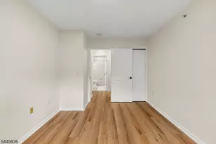 127 Chariot Ct, Piscataway Township, NJ 08854 - Photo 32