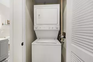 127 Chariot Ct, Piscataway Township, NJ 08854 - Photo 28