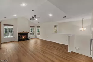 127 Chariot Ct, Piscataway Township, NJ 08854 - Photo 8