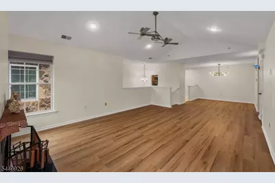 127 Chariot Ct, Piscataway Township, NJ 08854 - Photo 18