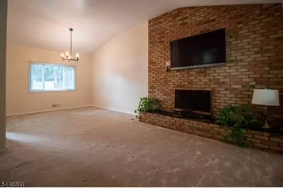 7 Cortland Dr, Franklin Township, NJ 08873 - Photo 4