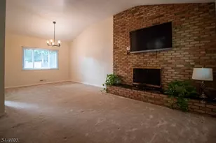 7 Cortland Dr, Franklin Township, NJ 08873 - Photo 4