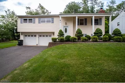 7 Cortland Dr, Franklin Township, NJ 08873 - Photo 1