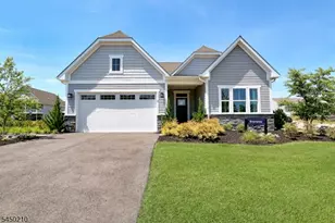 2 Redwood Run, Mansfield Township, NJ 07865 - Photo 2