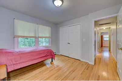 2 Pembroke Ct, Jefferson Township, NJ 07438 - Photo 20
