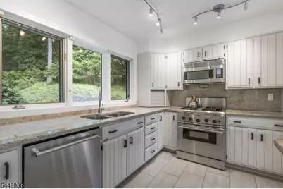 101 Rippling Brook Way, Bernardsville, NJ 07924 - Photo 12
