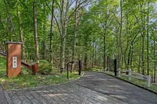 101 Rippling Brook Way, Bernardsville, NJ 07924 - Photo 50