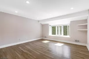 101 Rippling Brook Way, Bernardsville, NJ 07924 - Photo 34
