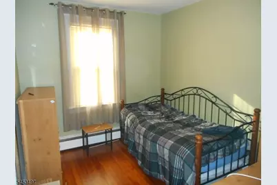 12 Campbell Ave, Clifton, NJ 07013 - Photo 10
