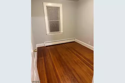 12 Campbell Ave, Clifton, NJ 07013 - Photo 10