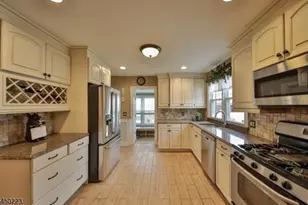 611 Corliss Ave, Phillipsburg, NJ 08865 - Photo 6