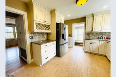 611 Corliss Ave, Phillipsburg, NJ 08865 - Photo 10