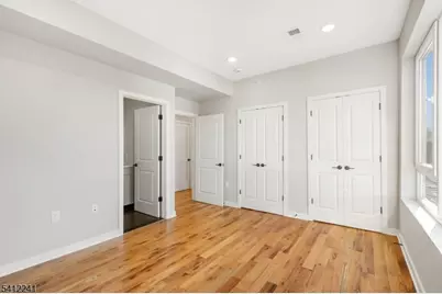 108 Fleming Ave, Newark, NJ 07105 - Photo 6
