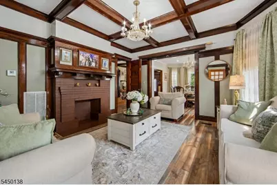 826 Degraw Ave, Newark, NJ 07104 - Photo 8