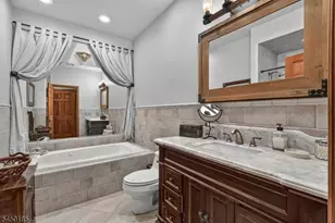 82 W 34th St., Bayonne, NJ 07002 - Photo 18