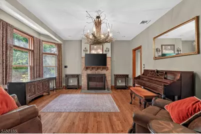 82 W 34th St #2, Bayonne, NJ 07002 - Photo 8