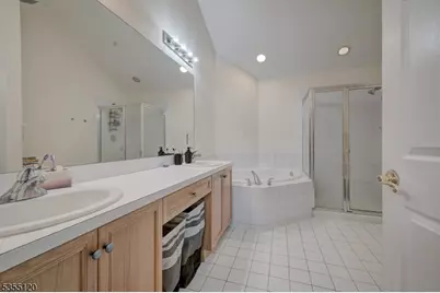 408 Kensington Ln, Livingston, NJ 07039 - Photo 6